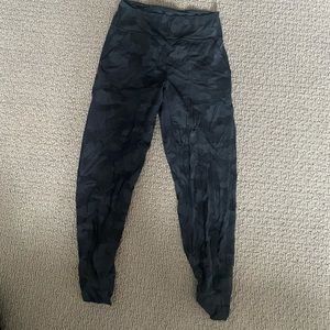 lululemon Align™ High-Rise Jogger Full Length, size 8, black camo